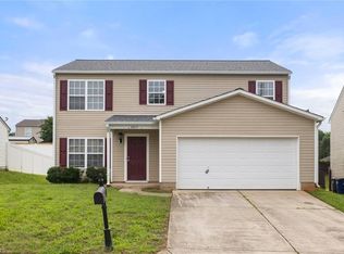 4015 Heather View Ln, Winston Salem, NC 27127