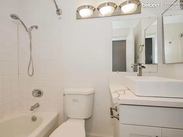 9710 5th Ave NE #307 — Photo 24