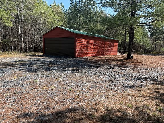 5th image of 1708 Miller Camp Rd