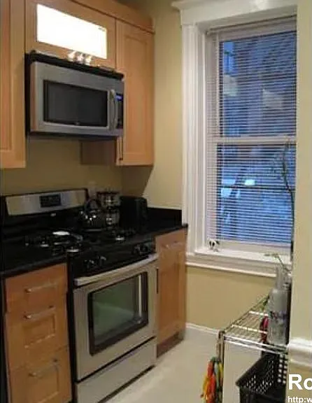 47 Park Vale Ave #4 — Photo 2
