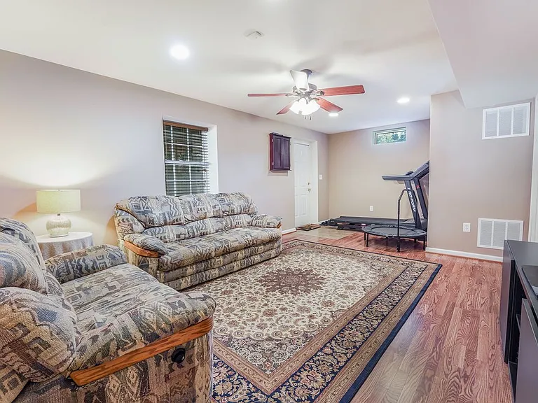 15575 Catamaran Ct — Photo 47
