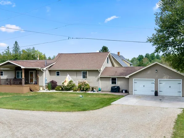 3715 1375th Rd, Escanaba, MI 49829