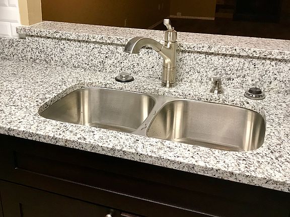 3rd image of 508 Stanton Pl