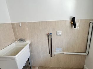 (Undisclosed Address), Bronx, NY 10465