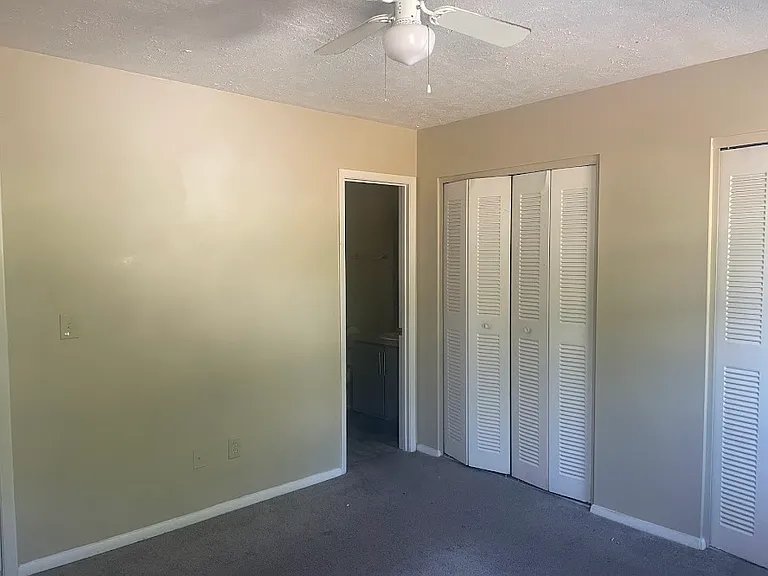 2896 Spruce Cir #2896 — Photo 8