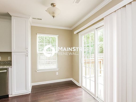 5th image of 1233 Ben Livingston Rd