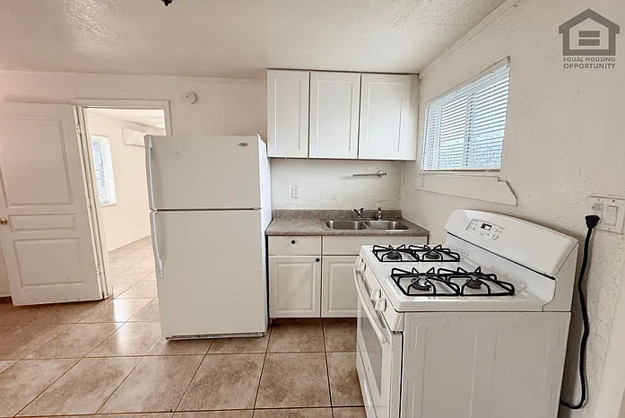 3601 W Melvin St #7 — Photo 7