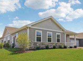 2375 Glacier St, Pingree Grove, IL 60140