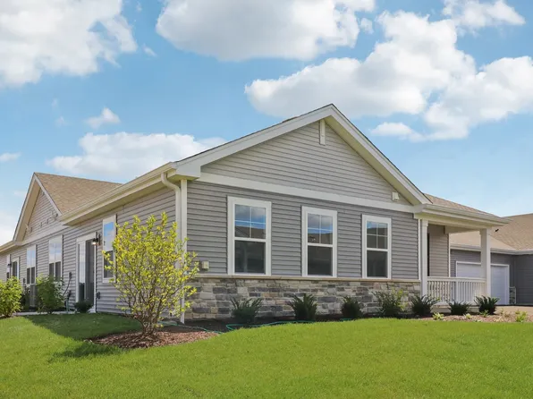 2422 Glacier St, Pingree Grove, IL 60140