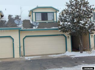 140 Fox Point Loop Rd, Evanston, WY 82930