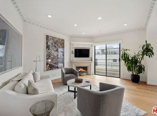 453 S Barrington Ave APT 405, Los Angeles, CA 90049