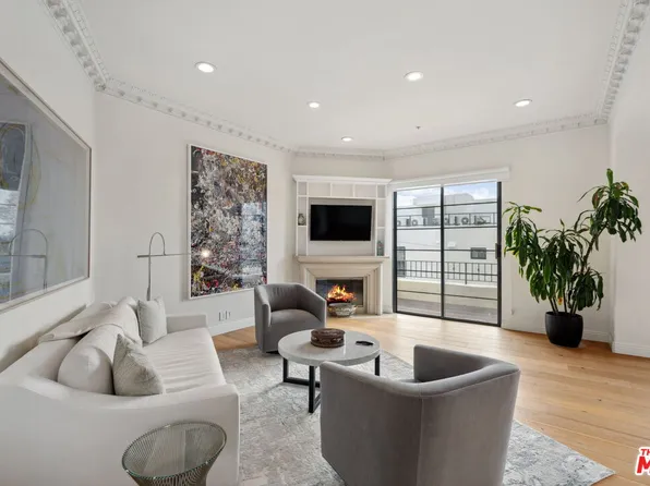 453 S Barrington Ave APT 405, Los Angeles, CA 90049