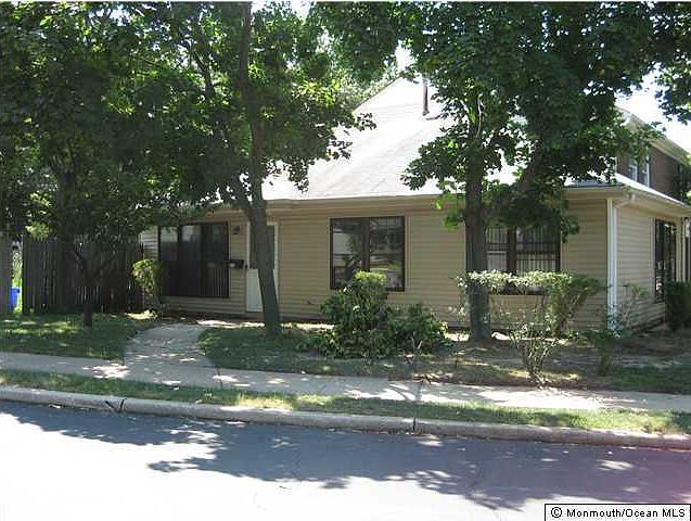 2nd image of 218 Tudor Ct #1000