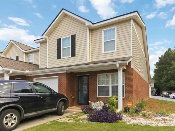 342 Tara Commons Cir, Loganville, GA 30052