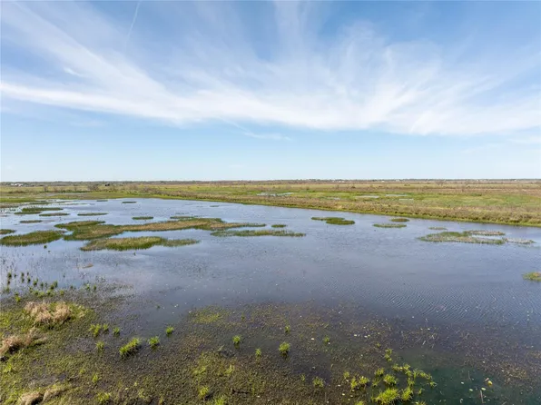 13458 County Road 210, Danbury, TX 77534