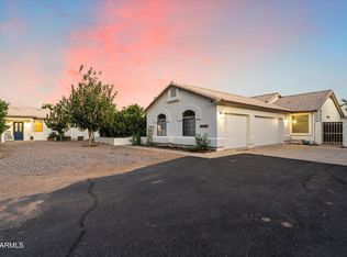 18145 E Vencino St, Gilbert, AZ 85298