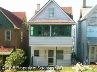 621 Crown Ave, Scranton, PA 18505