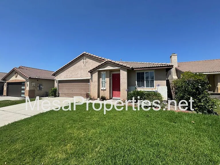 7648 Newberry Ln — Photo 1