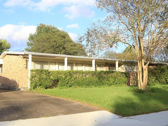 2nd image of 4026 Leeshire Dr