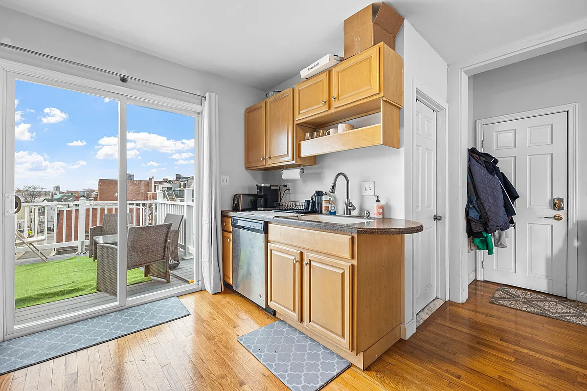 Building Photo - 29 G St #3