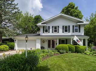 1226 Downing Dr, Waukesha, WI 53186