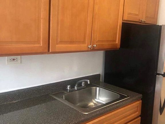 5th image of 517 W 212th St APT G