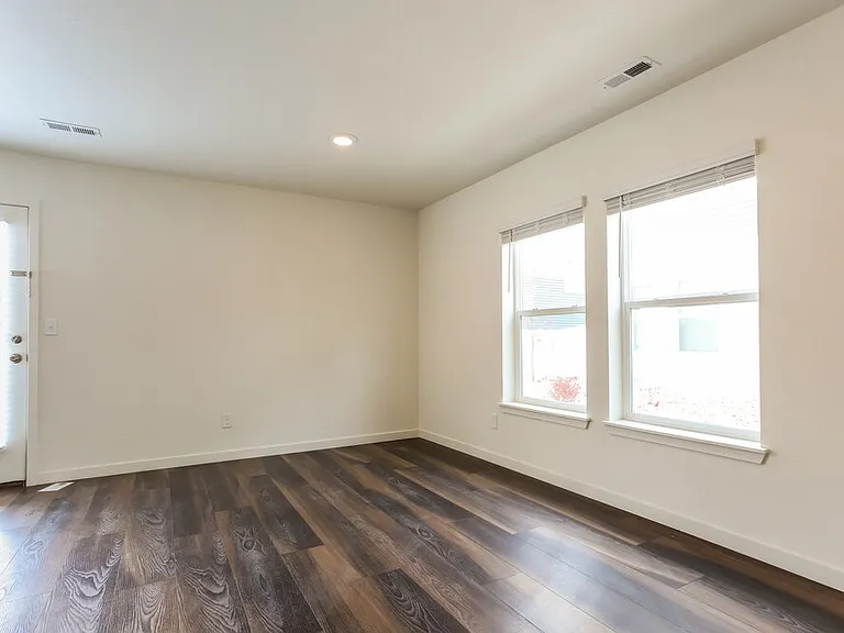 4721 N Tower Dr — Photo 8