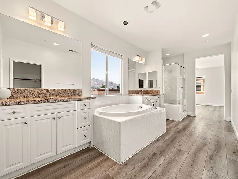 10828 Portofino Ln — Photo 26