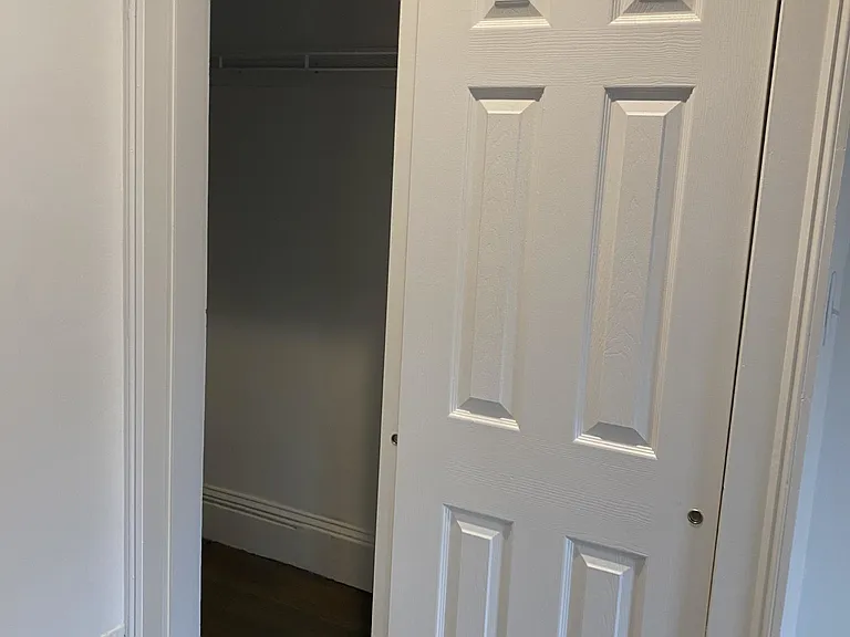 225 Newbury St #2R — Photo 6