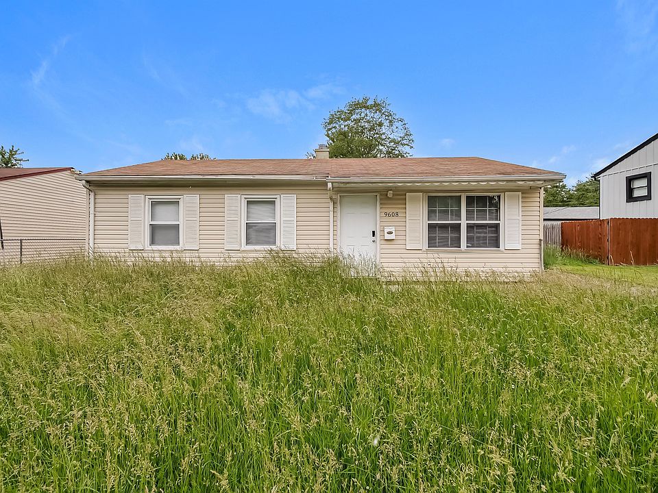 1st image of 9608 E 39th Pl