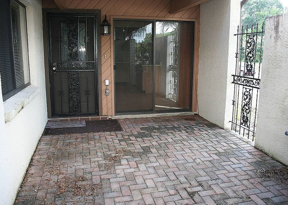 1st image of 2677 Antilles Dr