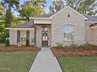 169 Allie Ln, Canton, MS 39046