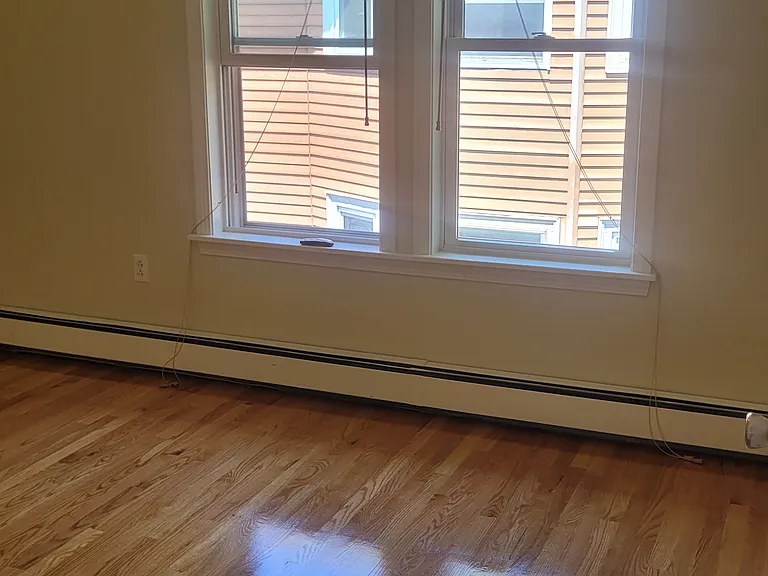 118 W Adams St #118 — Photo 8