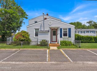 34 Belshaw Ave, Eatontown, NJ 07724