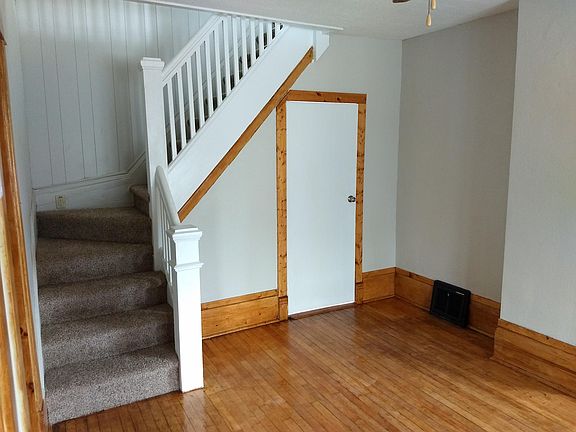 5th image of 510 Tawas St