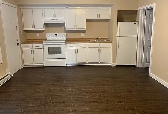 113 North Poplar Street - Unit 2 — Photo 2