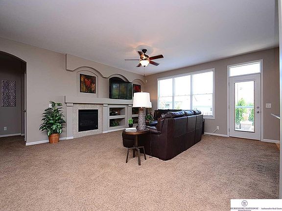 4th image of 14602 Hartman Ave