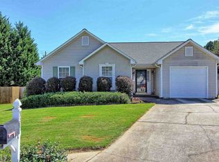 532 Village Cir, Stockbridge, GA 30281