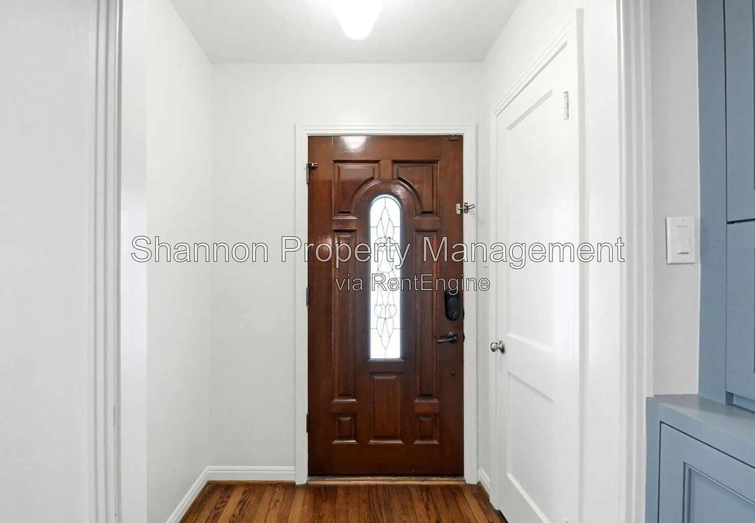 2 bed, 2.0 bath, 1627 sqft, $3,300 — Photo 3