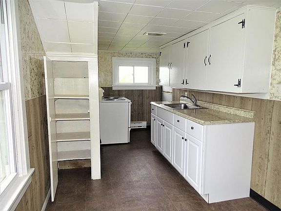 5th image of 620 Elizabeth St Floor 2