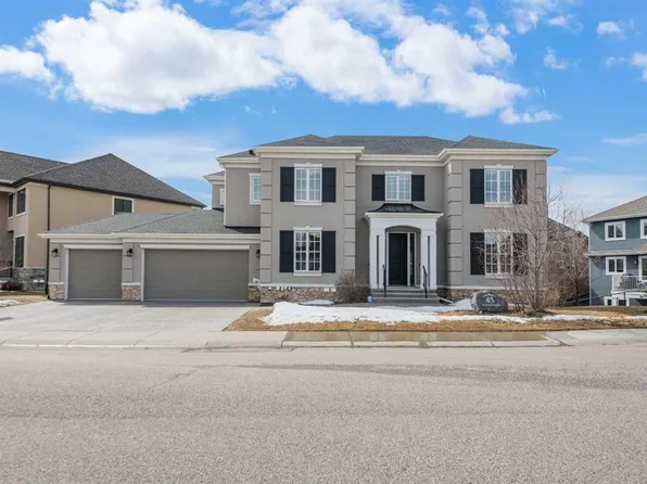 45 NE Rockcliff Hts NW, Calgary, AB T3G 0C7