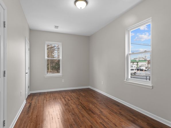 178 Union Ave #2R