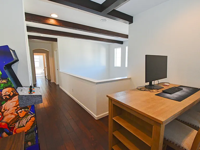 1616 Spicewood Cir — Photo 11