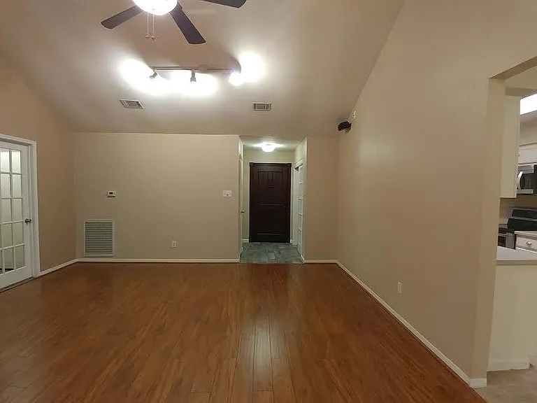 9 N Deerfoot Cir — Photo 16