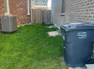10 Mussle White Rd, Brampton, ON L6Y 6C3