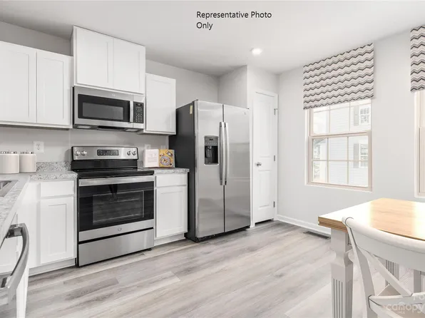 352 Twinflower Ln #1020-B, Charlotte, NC 28205