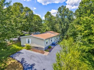 4602 Tobey Rd, Salem, VA 24153