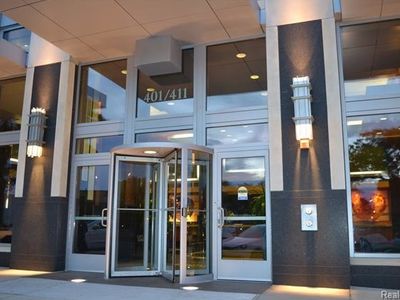 411 S Old Woodward Ave #814, Birmingham, MI, 48009