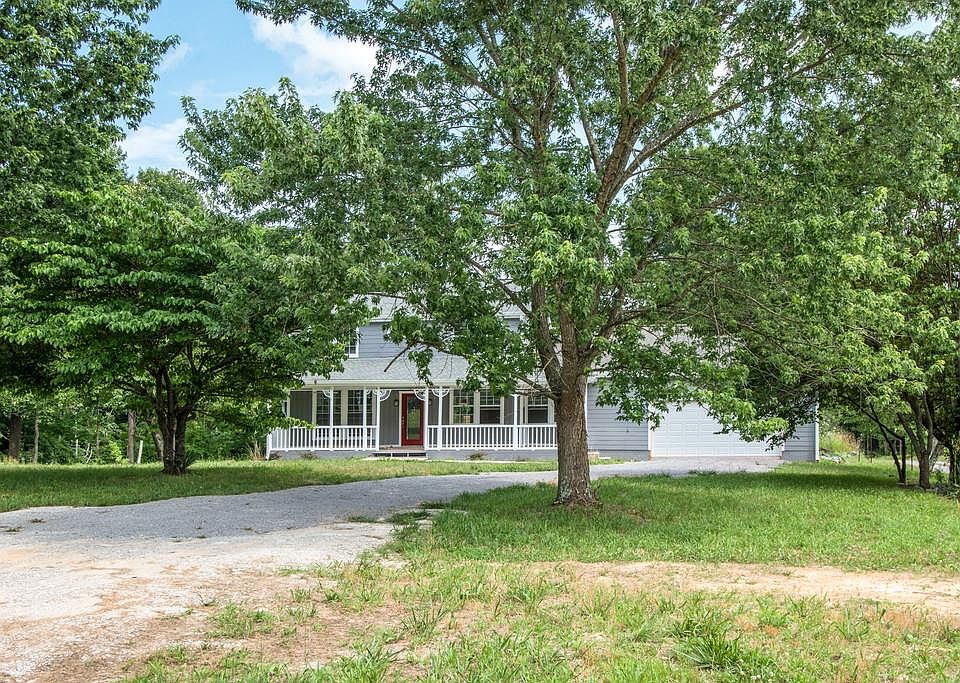 2nd image of 7743 Strawberry Hill Rd
