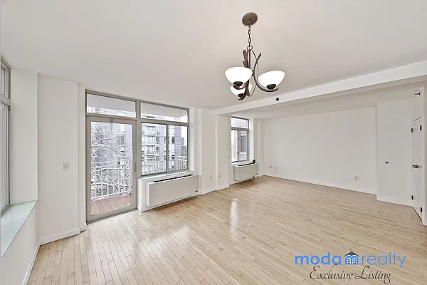 Rented by Moda Realty | media 17